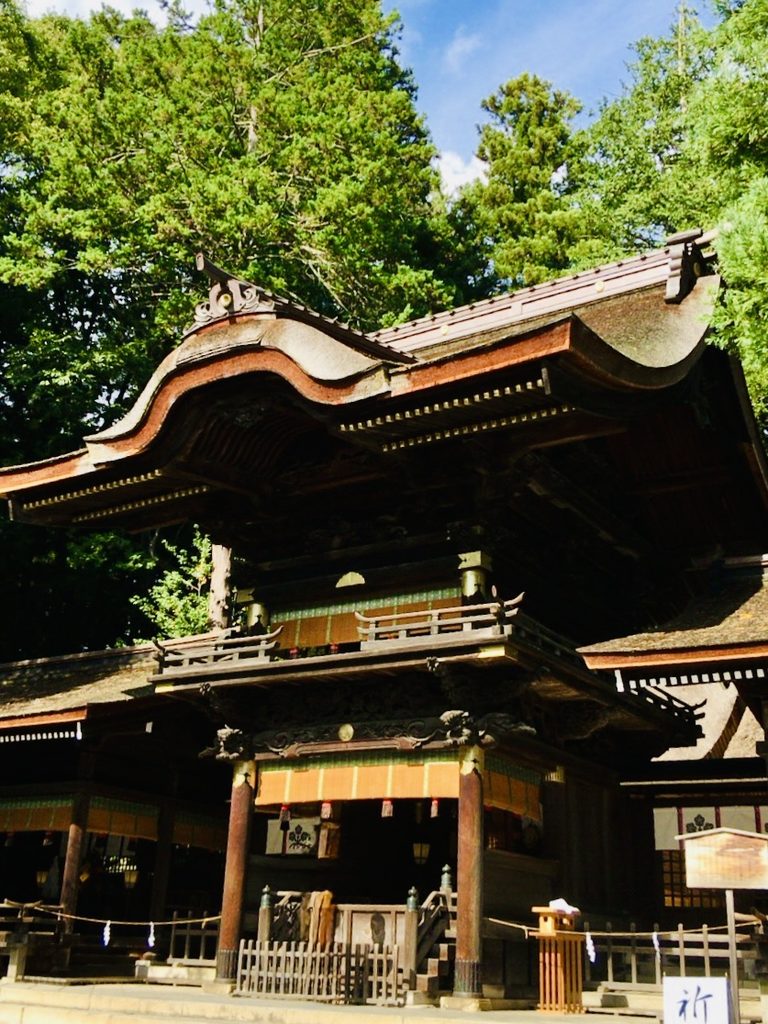 諏訪大社下社秋宮の幣拝殿